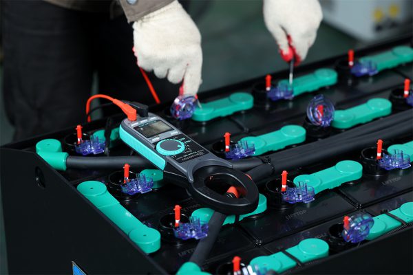 Thực Hiện Sạc Cân Bằng (Equalizing Charge)